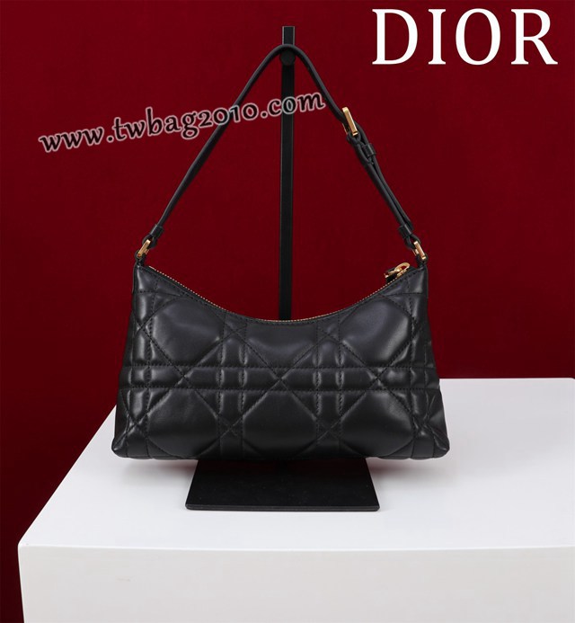 Dior专柜2025新款迪奥顶级原单30Montaigne迷你单肩水饺包 djfk1058